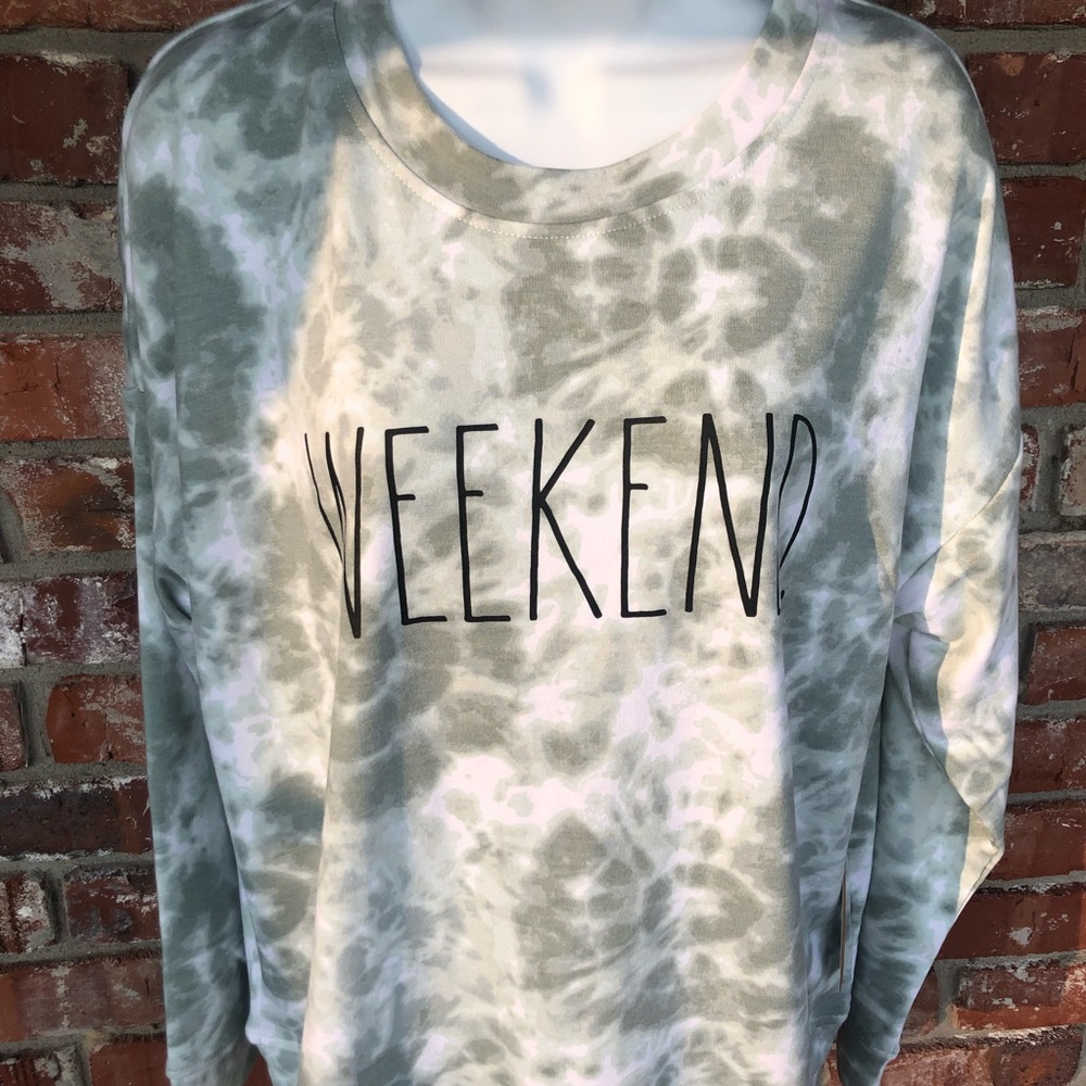 Rae Dunn tie dye "weekend" sweatshirt size L - Picture 3 of 7